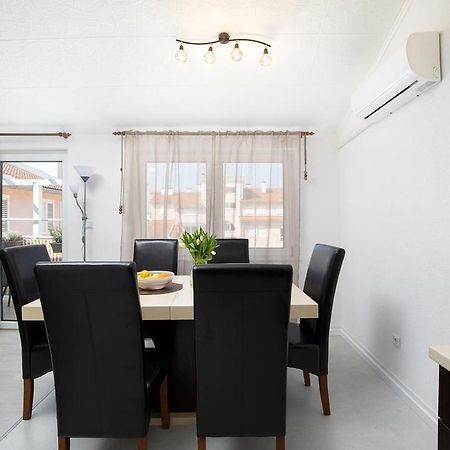 Apartment Aston พูลา ภายนอก รูปภาพ