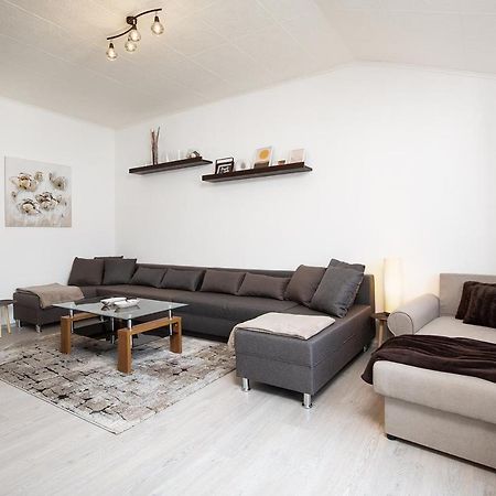 Apartment Aston พูลา ภายนอก รูปภาพ