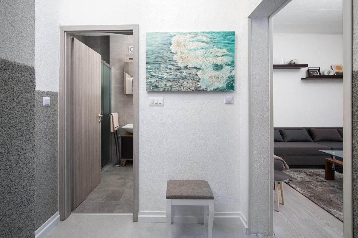 Apartment Aston พูลา ภายนอก รูปภาพ